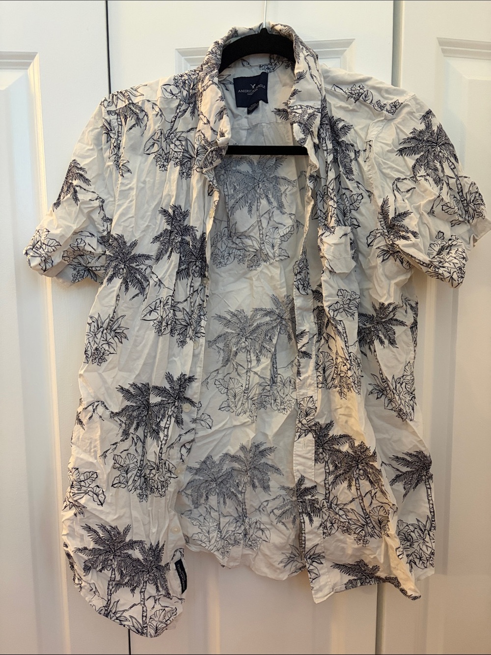 American Eagle Outfitters White Short Sleeve Button-Down with Black Palm Print